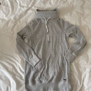 Roots Cozy Gray Funnel Neck Women's Sweater